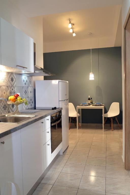 Stylish Modern Apartment, Nilie Hospitality Mgmt Thessaloniki Buitenkant foto
